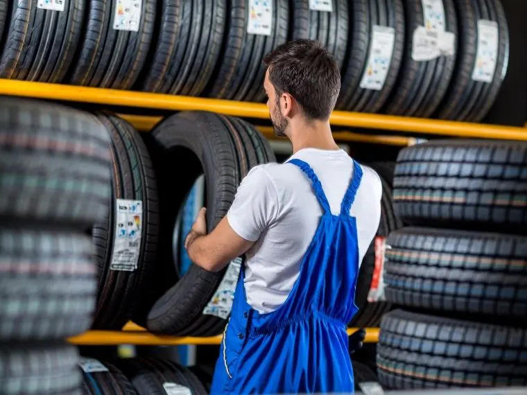 Çekmeköy Oto Lastikçi